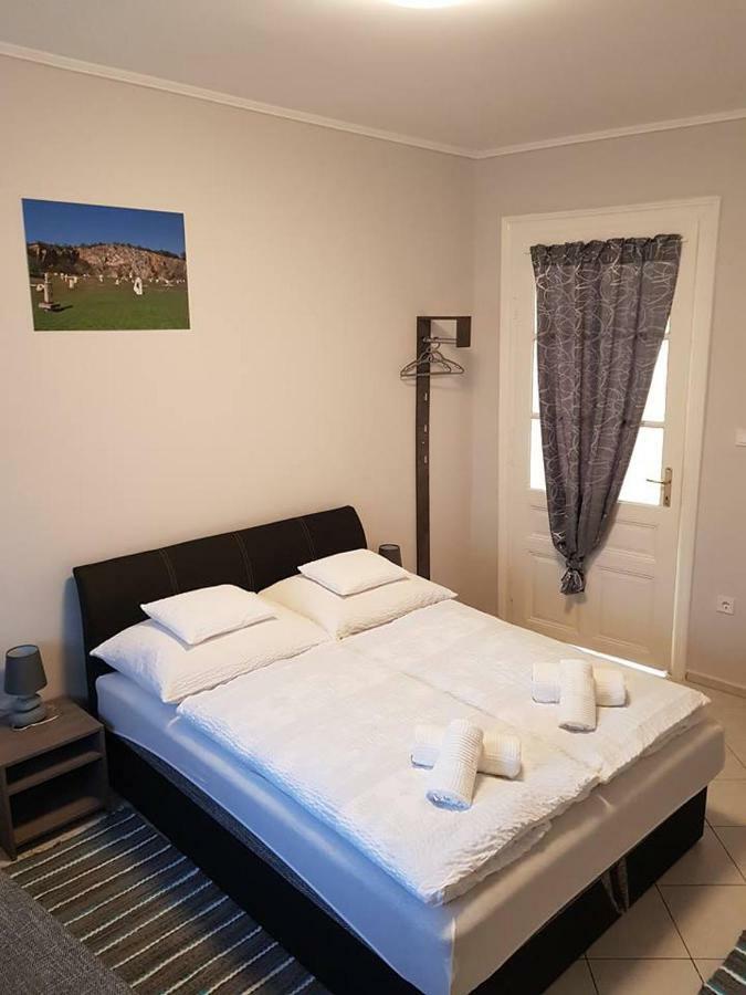 DM Vendégház Villány Extérieur photo